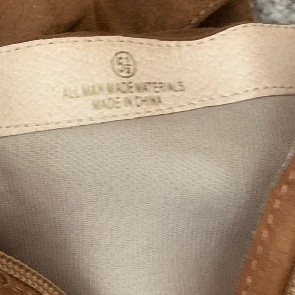 Booties - Picture 4 of 4